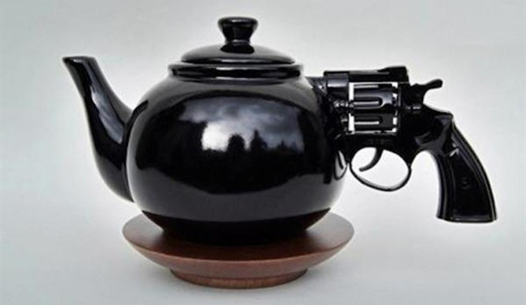 revolver-gun-teapoweb