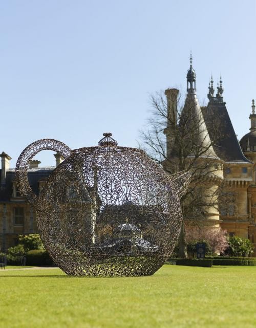 Pavillon de thé de Joana Vasconcelos au Manoir de Waddesdon