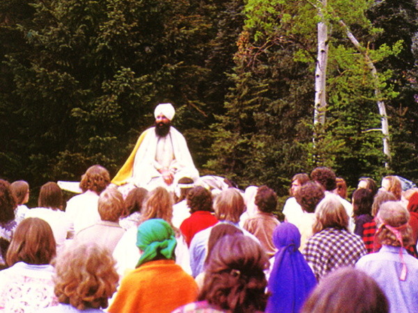 Yogi Bhajan, l'inspiration de Yogi Tea