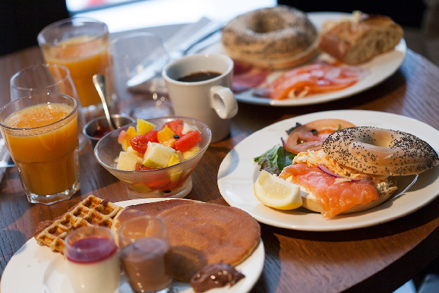 Un délicieux et copieux brunch