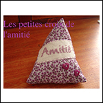 les petites croix de lamitie box the envouthe